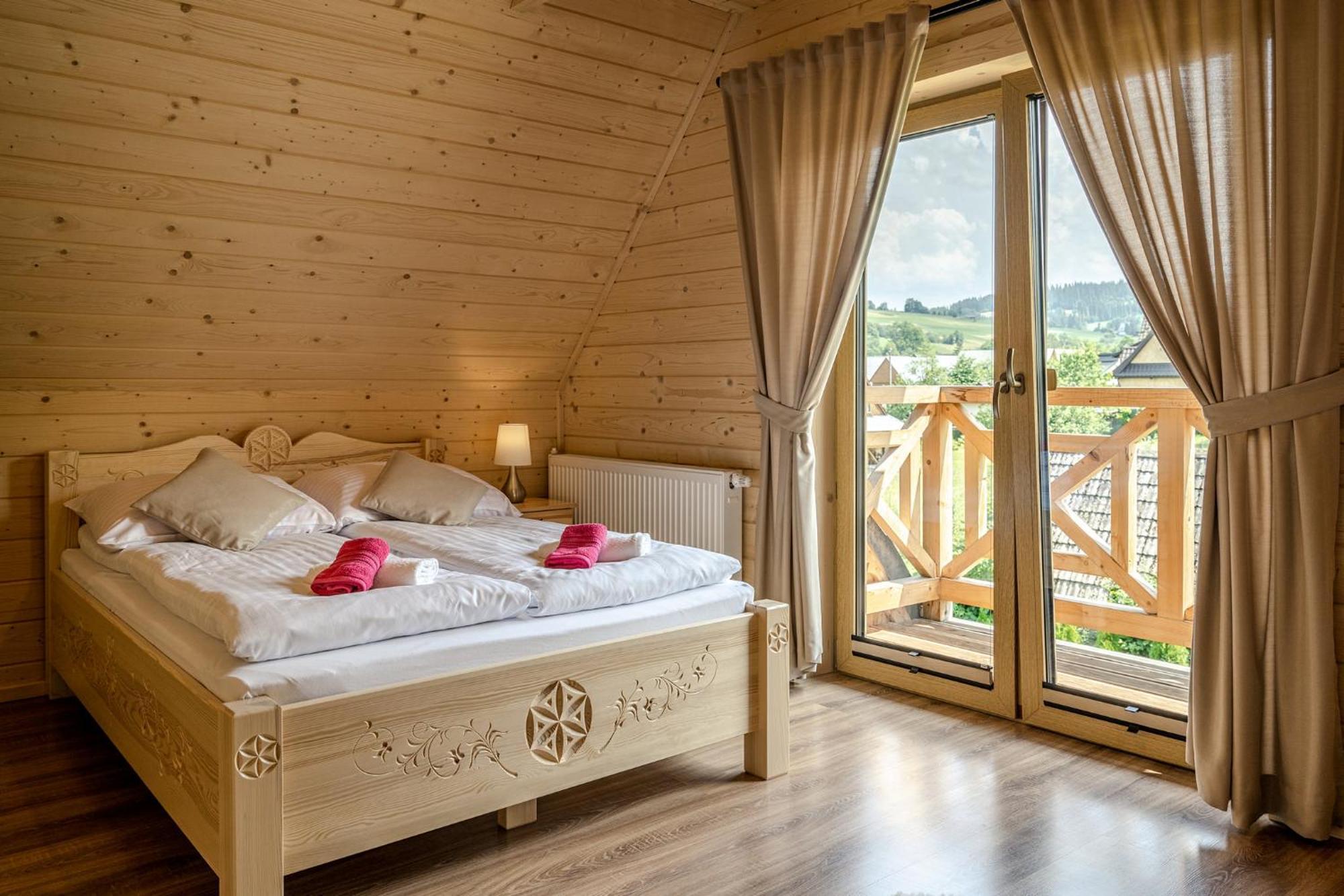 Szarotka, Rozeta I Parzenica Chalet Ratulow