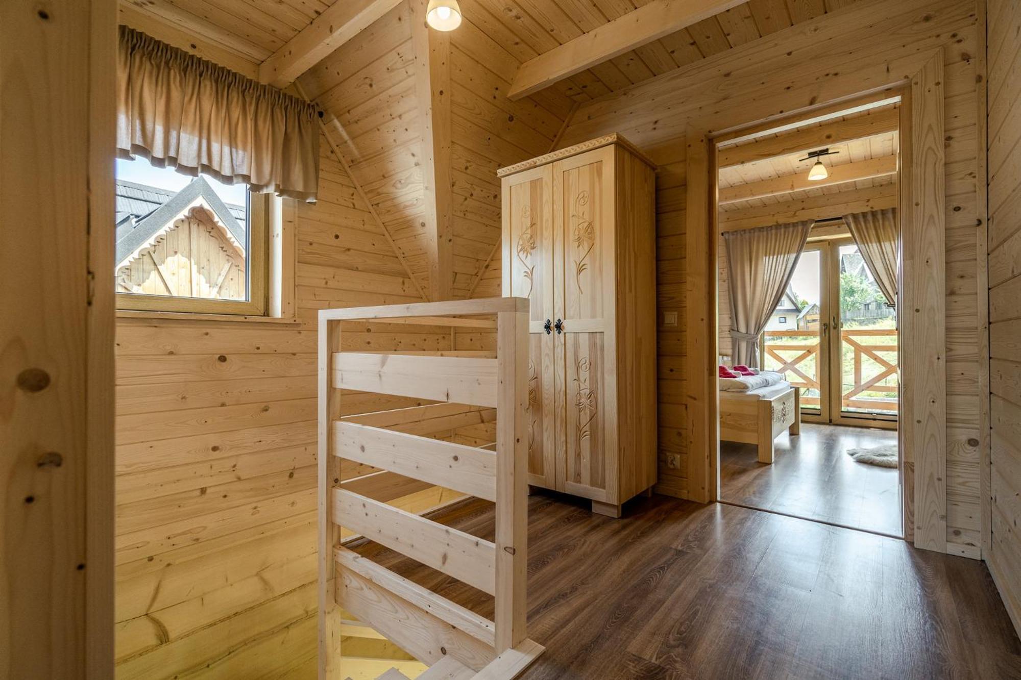 Domek alpejski Szarotka, Rozeta I Parzenica *